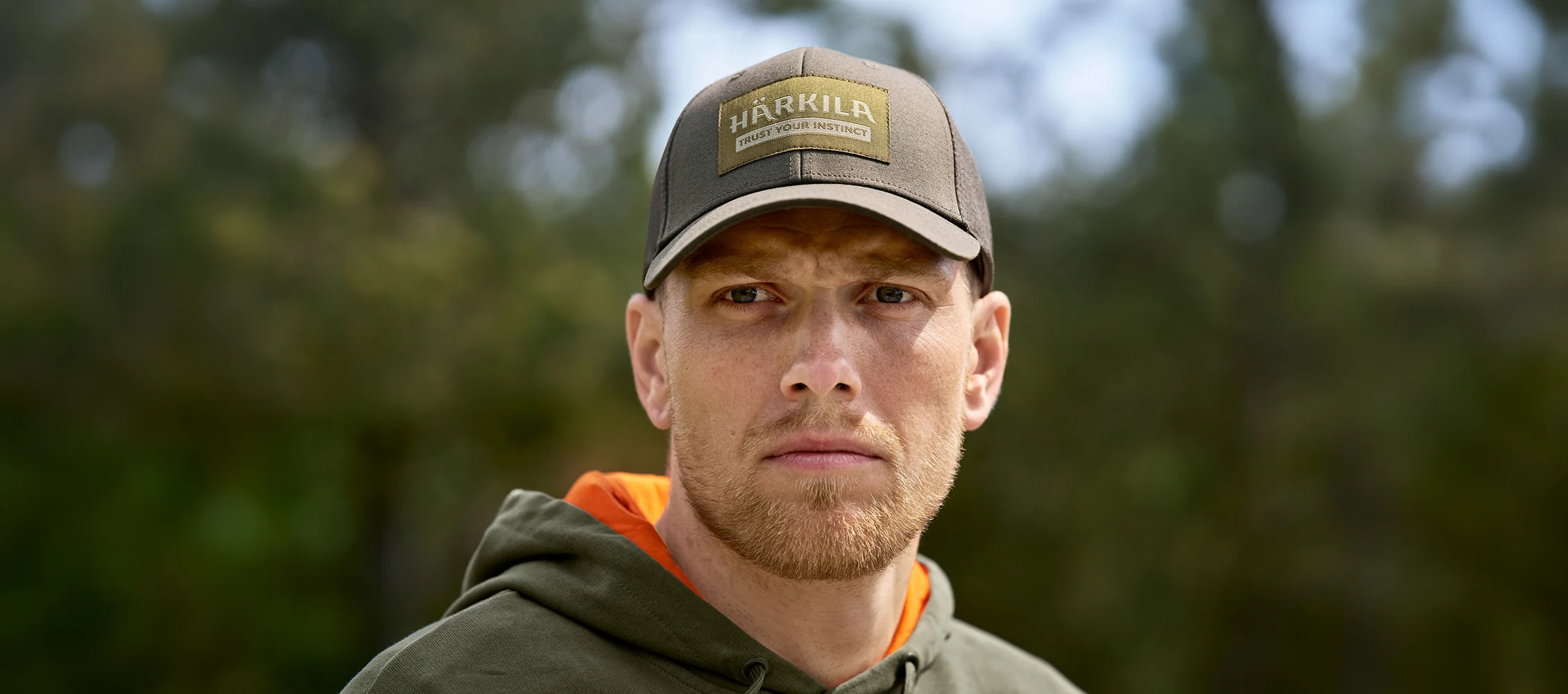 czapka z daszkiem harkila logo cap